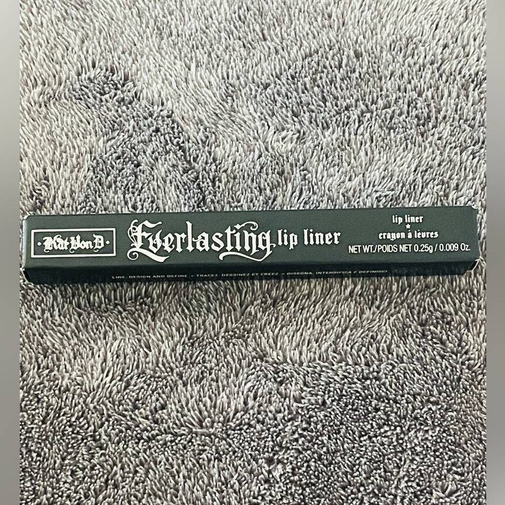 Kat Von D Roxy Everlasting Lip Liner - Picture 5 of 6